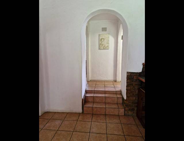 2 BEDROOM APARTMENT FOR SALE IN GLENMORE